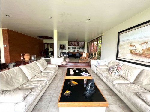 Se Vende Casa 460m2 5h/5b/4p Lomas De La Lagunita 6266