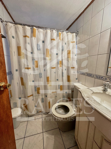 Excelente Casa De Dos Pisos, Incluye Local Comercial