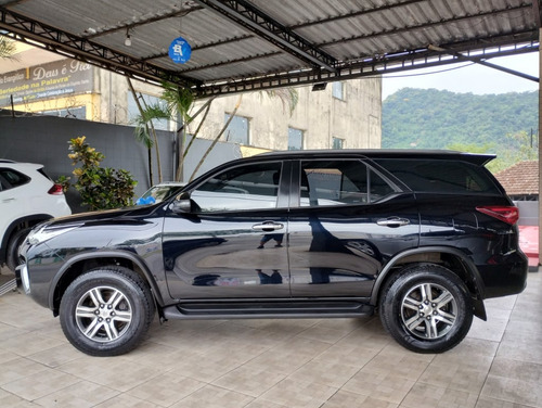 Toyota Hilux SW4 2.7 SRV 7 LUGARES 4X2 16V FLEX 4P AUTOMÁTICO