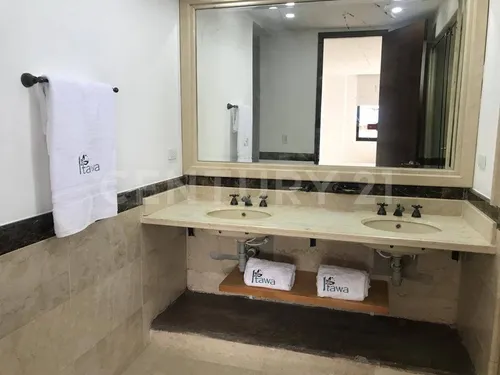 Lujoso Y Amplio Edificio Comercial De 1.285 M2 Construidos