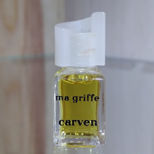 Miniatura Colección Perfu Carven Ma Griffe 2ml Woman