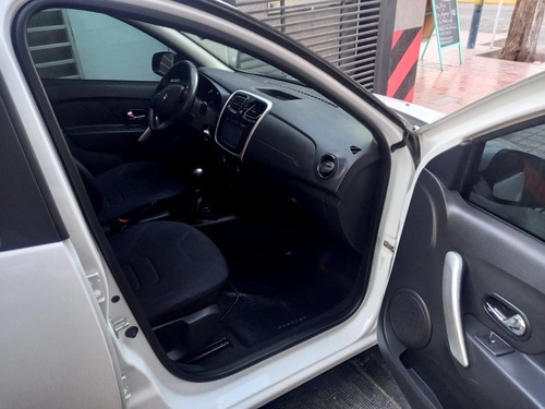Imagen 11 de 15 de Renault Sandero 2018 1.6 Privilege 105cv