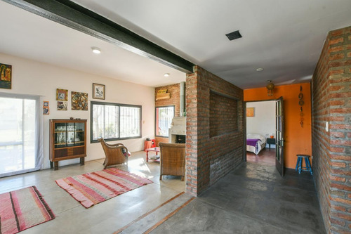 Imagen 4 de 23 de Casa De 2 Dormitorios En Venta Con Piscina, Calefacción Por Radiadores Hostal Del Sol
