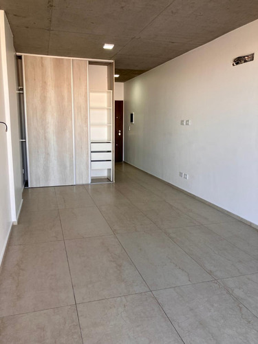 Departamento En Alquiler Monte Castro