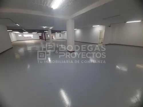Arriendo Bodega Disponible Sector Barrio Caribe