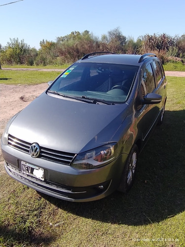 Volkswagen Suran 1.6 Imotion Highline