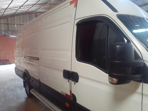 Iveco Daily Maxifurgone