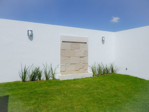 Hermosa Residencia, Lomas De Juriquilla, Jardín, Terraza, Estudio O 4ta Rec Pb