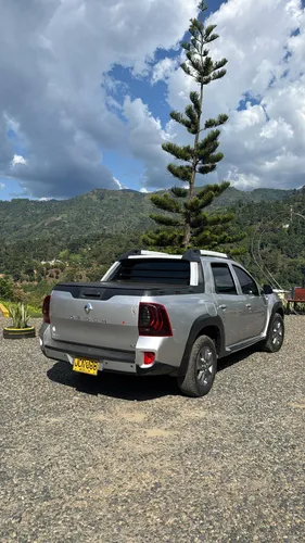 Renault Duster Oroch 2.0 Dynamique At