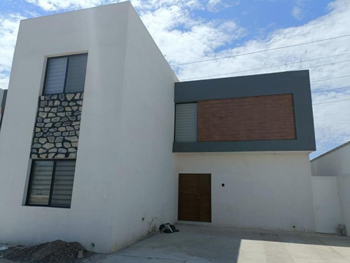 Casa En Renta En Los Olivos, Gómez Palacio, Durango