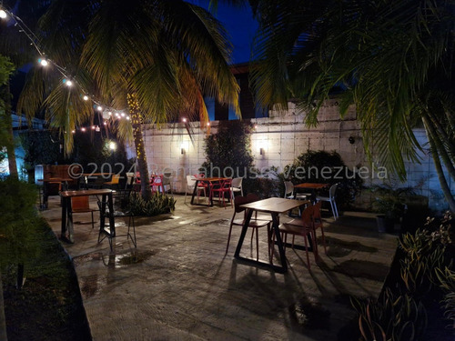 Fondo Comercio Negocio En Venta En La Arboleda Las Delicias Zona Norte Mobiliario Amplios Espacios Areas Verdes Restaurante Licores Estef 24-25163