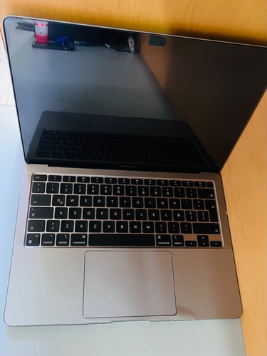 Apple Macbook Air (13 Pulgadas, 2020, Chip M1, 256 Gb ) (Usado)