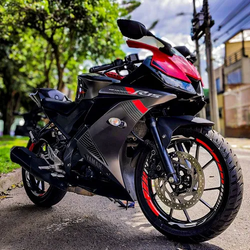 Yamaha R15 V3 Gris Rojo 2019