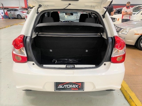 Toyota Etios 1.5 Xs