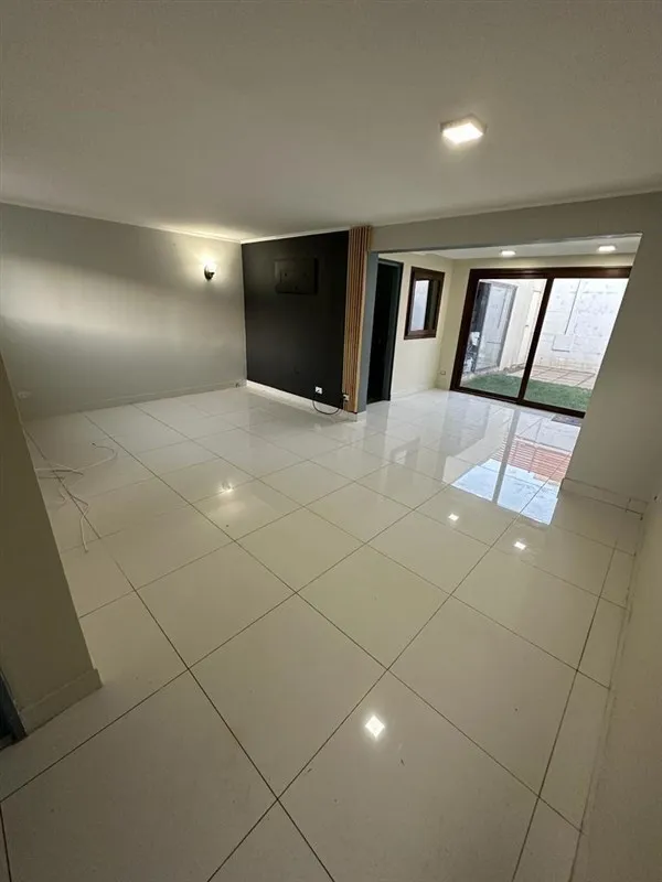 Imagen 1 de 15 de Casa En Arriendo De 4 Dormitorios Curauma