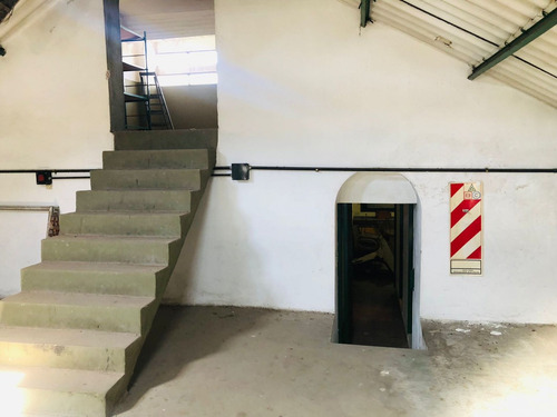 Imagen 4 de 17 de Venta De Galpon Villa Maipu 350 M2 Oportunidad