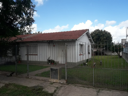 Se Vende Casa Llavallol, Gran Parque.