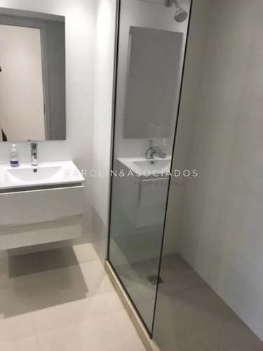 Apartamento En Venta 2 Dormitorios En Torre Esmeralda, Punta Del Este.