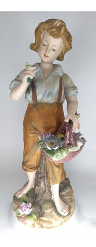 Figura Antigua De Porcelana Capodimonte Joven Con Cesta En P