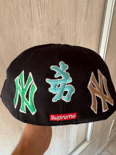 Gorra New Era Supreme New York Yankees Kanji Fitted 59fifty Negro 7 1/4 (57.7cm)