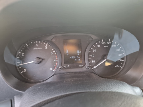 Imagen 13 de 15 de Nissan Np300 Frontier 2019 2.5 Le Aa Mt