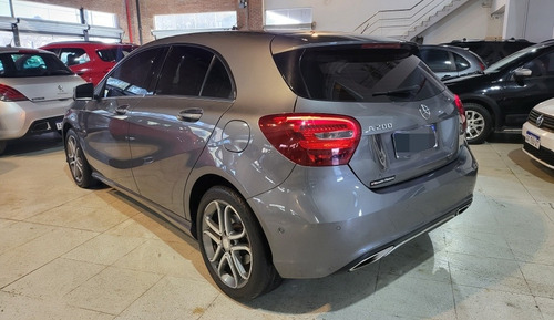 Imagen 5 de 7 de Mercedes-benz A 200 At 2016