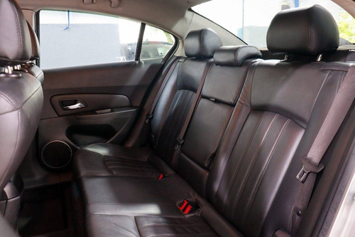 Imagem 13 de 15 de Chevrolet Cruze 1.8 Lt 16v Flex 4p Automático