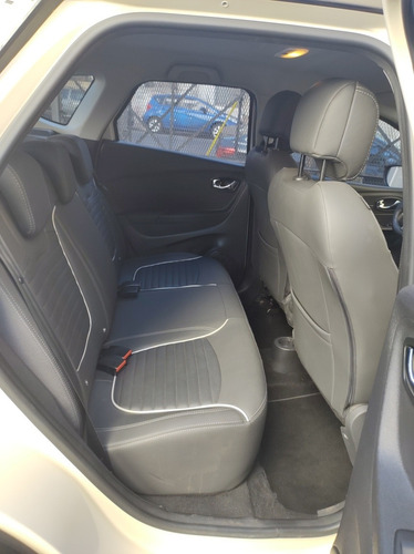 Imagen 7 de 12 de Renault Captur 2019 2.0 Intens Manual