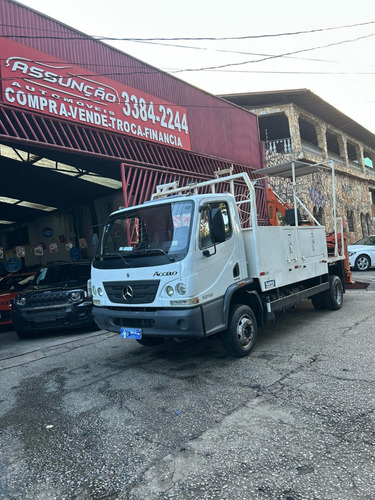 M.benz/accelo1016