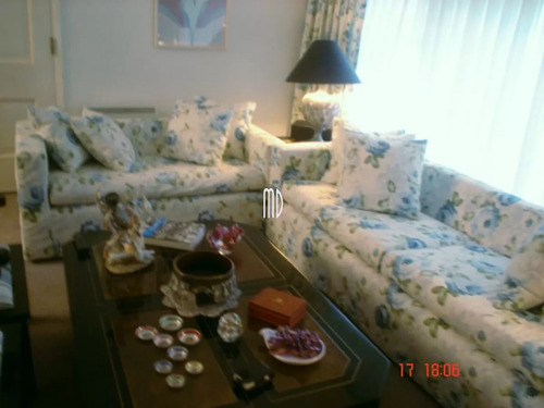 Excelente Propiedad A La Venta En Muy Buena Ubicación, Amplio Terreno Con Piscina