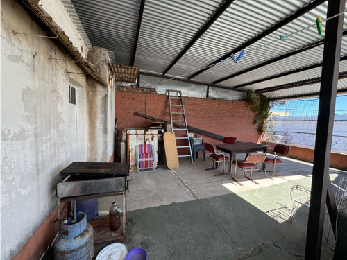 Vendo Casa Centrica En Concepción Del Uruguay, Entre Ríos