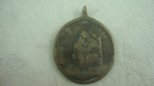 Antigua Rara Medalla Bronce 3,6cm X 4,6cm Alto Total
