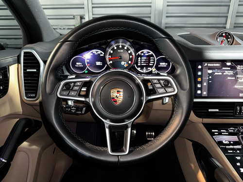 Porsche Cayenne 2022