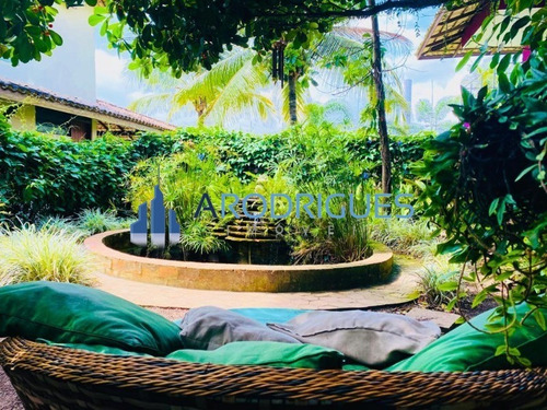 Imagem 24 de 30 de Belíssima Casa À Venda Em Ilhéus Com 2 Pavimentos, Sendo 3/4 Todas Suítes Com Acesso Exclusivo A Praia Renascer! - Ca00579