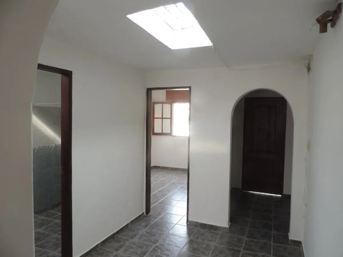 Imagen 4 de 13 de Espectacular Casa En Venta!! 2 Dormitorios, Prado!!