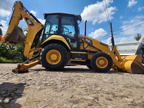 Retroescavadeira 4x4 Caterpillar 416 Ano 2020  