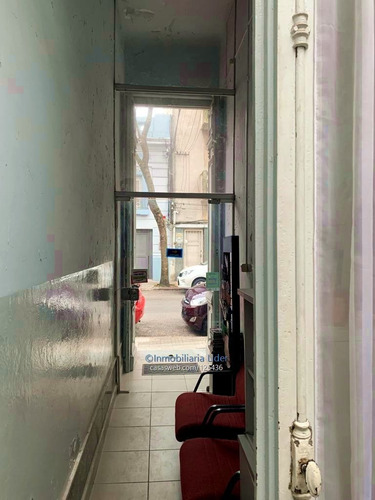 Local Comercial En Excelente Punto De Cordón Sur