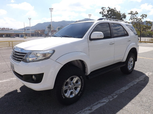 Toyota Fortuner .