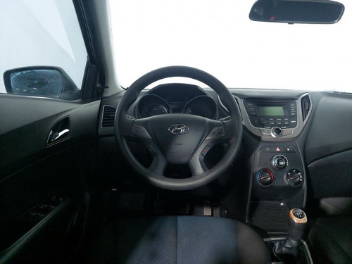 Imagem 15 de 15 de 179288 - Hyundai Hb20 2015 Com Garantia