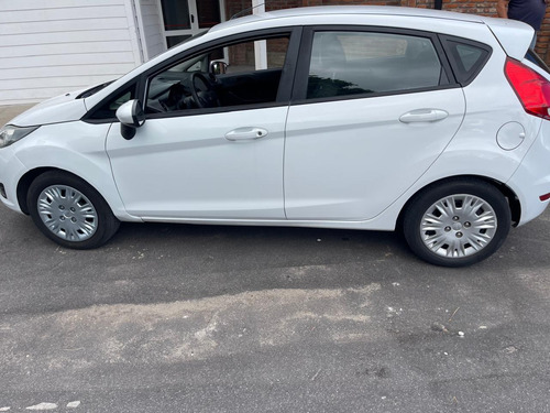 Ford Fiesta 1.6 Max One Ambiente Plus 98cv