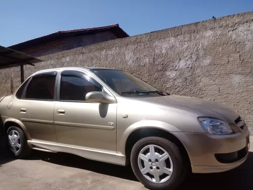 Spoiler-lateral-corsa-classic-todos-os-anos-4-portas C/tela