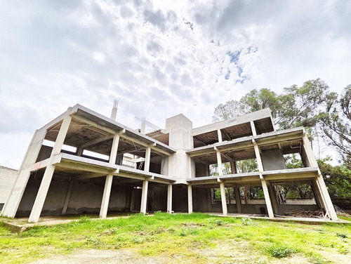 Terreno Con Construcción En Venta En El Sur