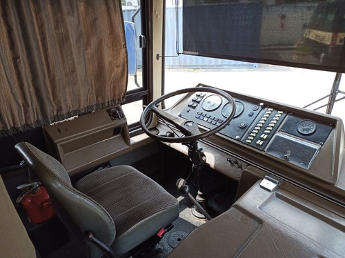 M.benz 1318 Diplomata 310
