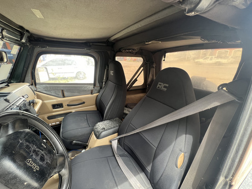 Jeep Wrangler Sahara 5vel Techo Lona Mt