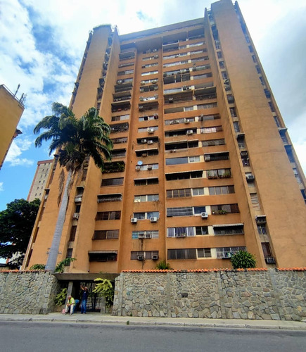 Imagen 1 de 16 de Apartamento Venta Al Lado Cc Mcay Plaza Av Aragua Urb Centro