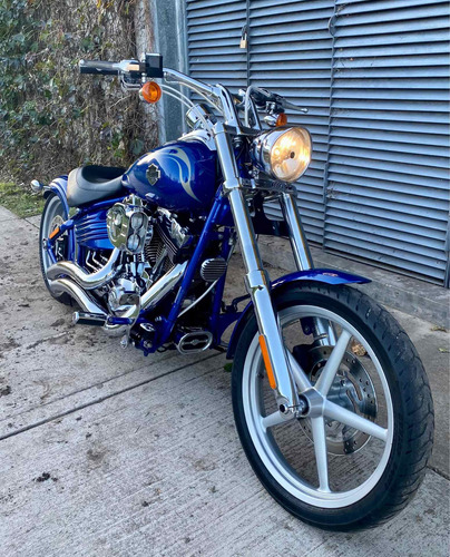 Imagen 2 de 10 de Harley Davidson Rocker C