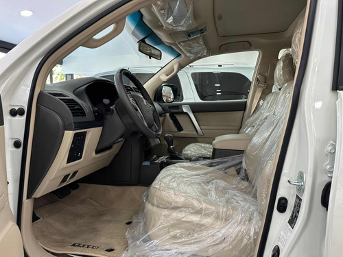 Imagen 5 de 14 de Toyota Prado Vx