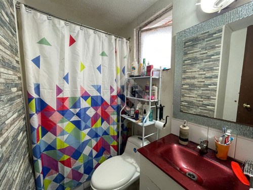 Casa En Venta De 2 Dorm. En Maipú
