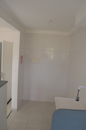 Apartamento Lauro De Freitas R$ 210.000,00