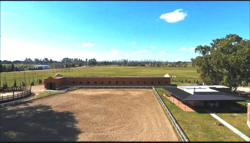 Imagen 1 de 16 de Chacra En Haras El Malacate, Centro Ecuestre, Pensionado, Polo